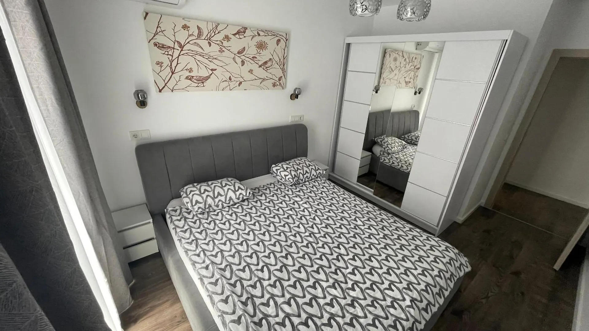 Luxury Apartment - Pipera Metro Station - Near Promenada Mall Bucharest